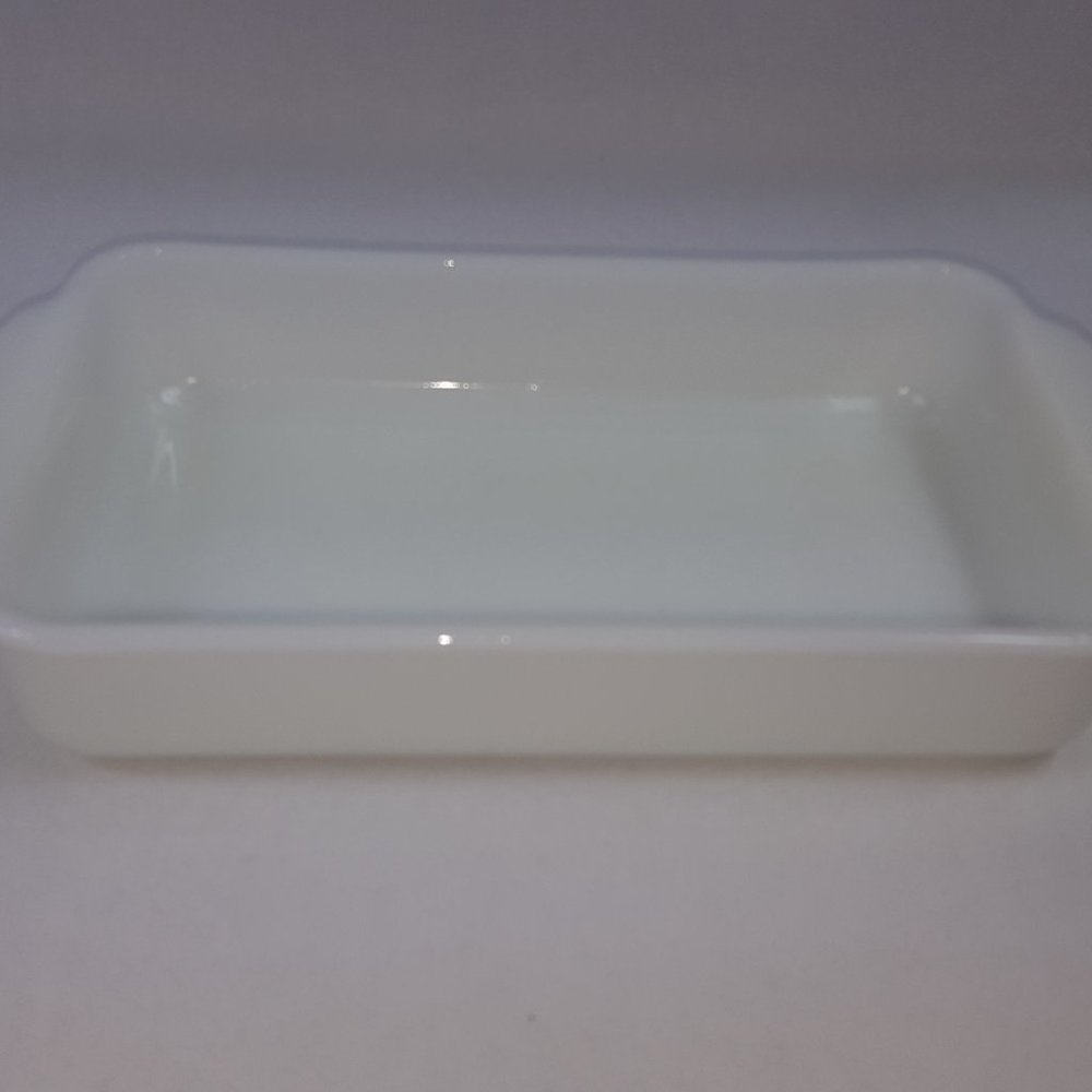 Fire-King Anchorwhite Vintage Baking Pan with Twin Candle Warmer by Anchorglass - Picture 2 of 4